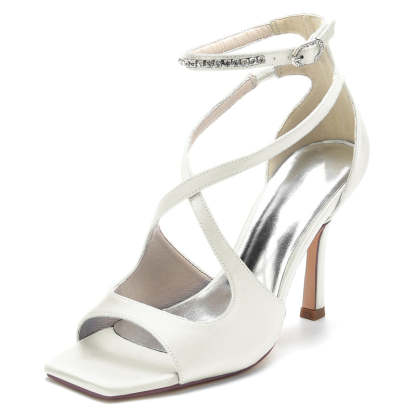 Bridal Shoes for Women with Enclosed Heel Crossed Straps and Opened Toe Featuring a Gorgeous Buckle