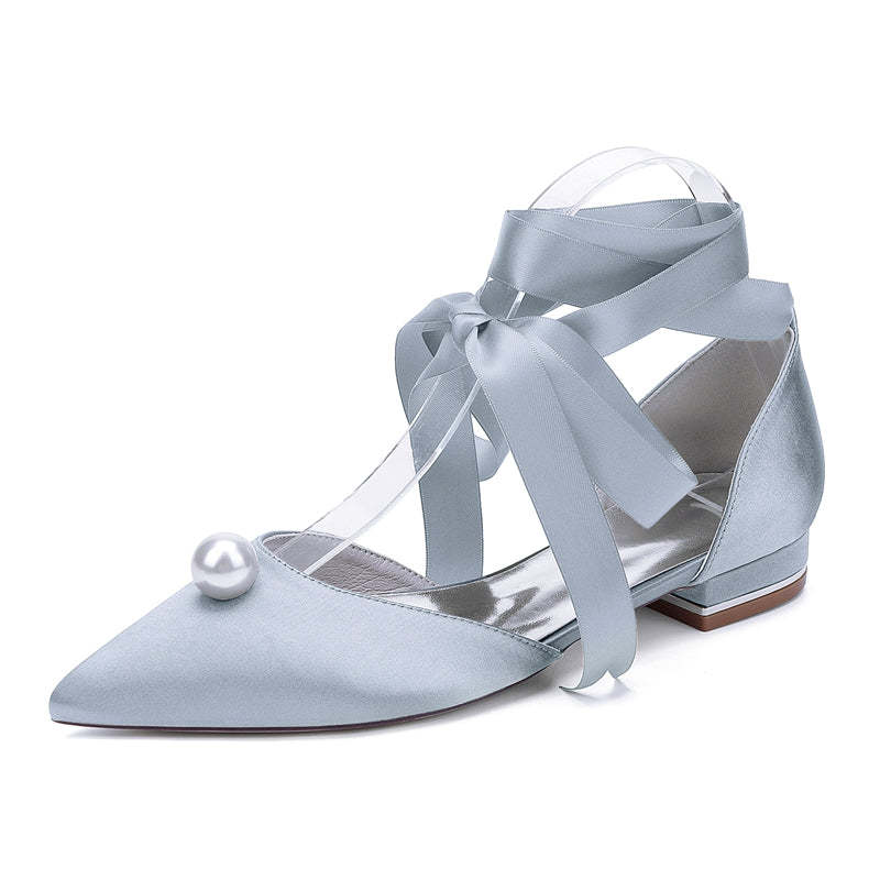 Low-heel pointed toe bridal shoes for women with ankle straps and pearl details