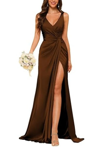 Floor-Length Sleeveless V-Neck Bridesmaid Dress with Ruched Sheath
