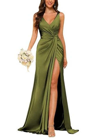 Floor-Length Sleeveless V-Neck Bridesmaid Dress with Ruched Sheath
