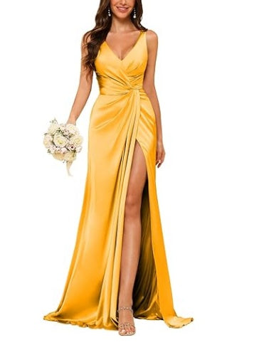 Floor-Length Sleeveless V-Neck Bridesmaid Dress with Ruched Sheath