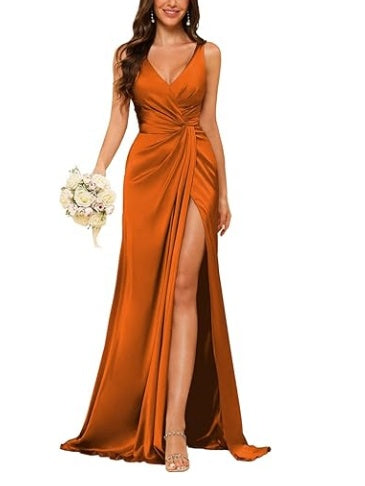 Floor-Length Sleeveless V-Neck Bridesmaid Dress with Ruched Sheath