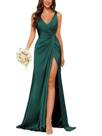 Floor-Length Sleeveless V-Neck Bridesmaid Dress with Ruched Sheath