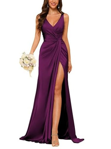 Floor-Length Sleeveless V-Neck Bridesmaid Dress with Ruched Sheath