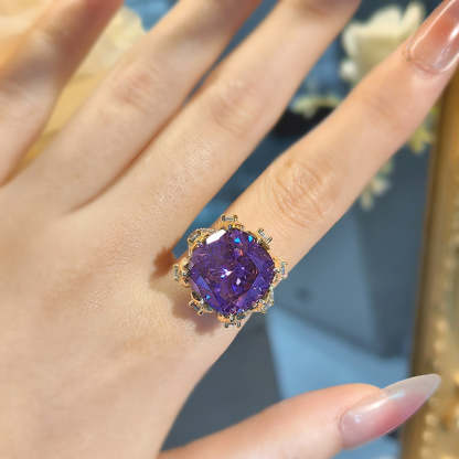 Square Gemstone Bird Nest Ring in Vintage Luxury