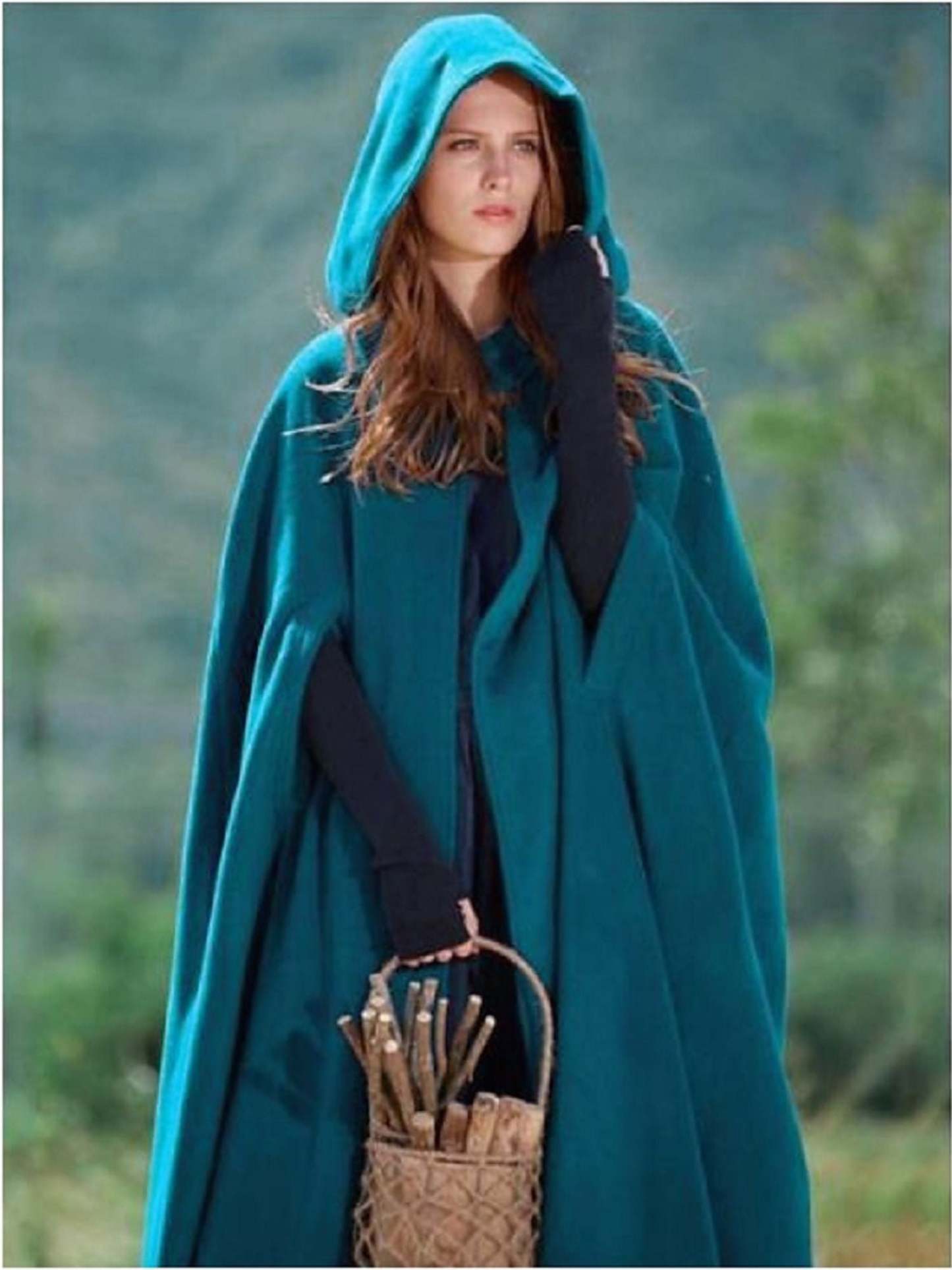 Long Vintage Hooded Cloak for Adults in Dark Green Medieval Style