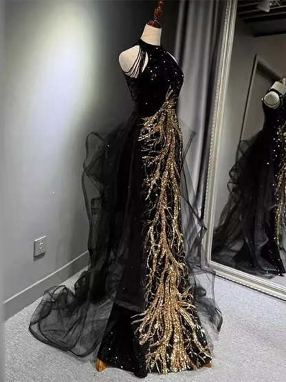 Halter Sleeveless Sequins Evening Dresses with Appliques & Beadings in A-Line/Princess Style