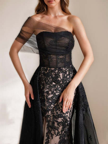 Elegant Black A-Line Evening Dress with One-Shoulder Design Tulle Fabric Appliques and High Split
