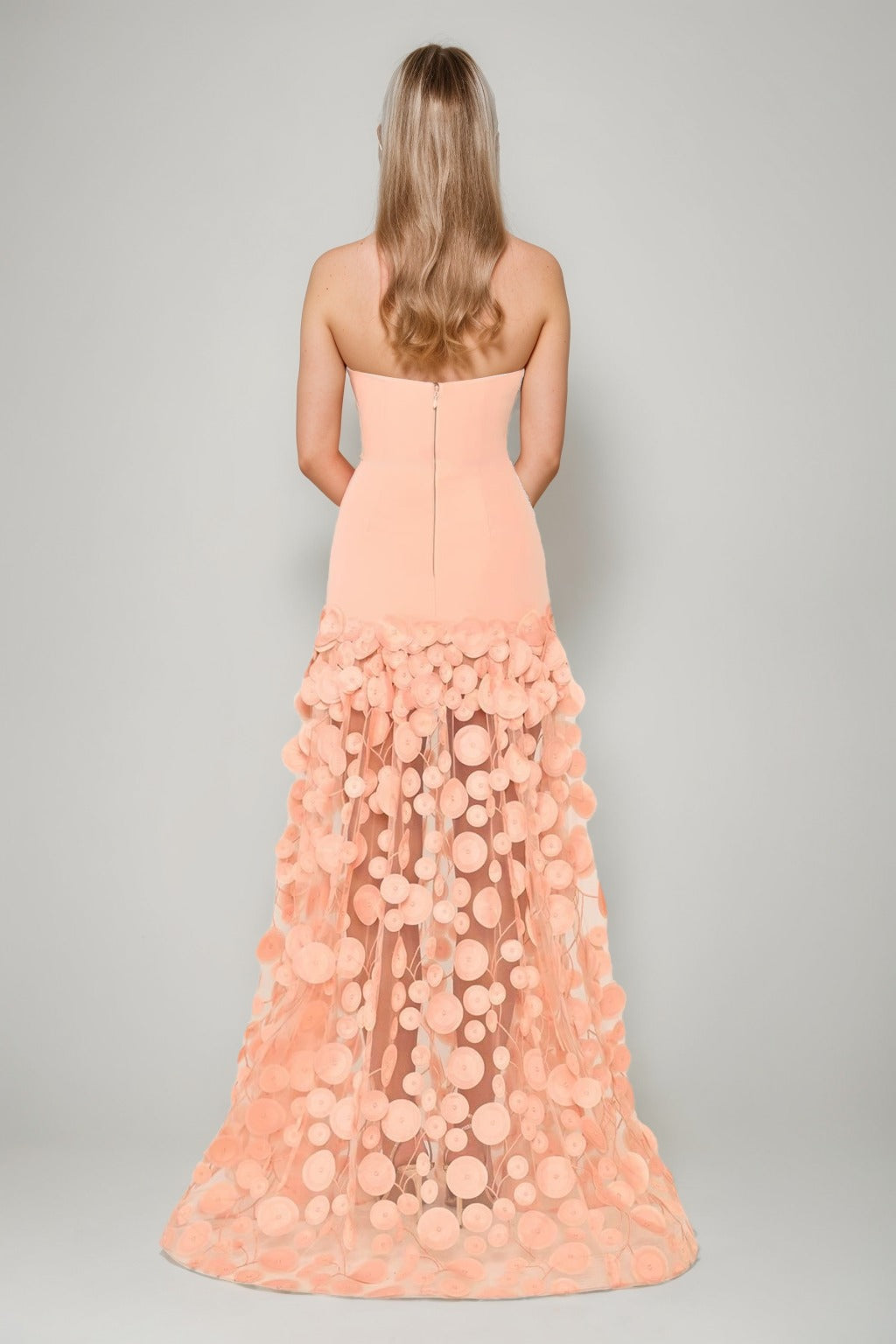 Strapless Sleeveless A-Line Princess Floor-Length Evening Dresses Featuring Appliques