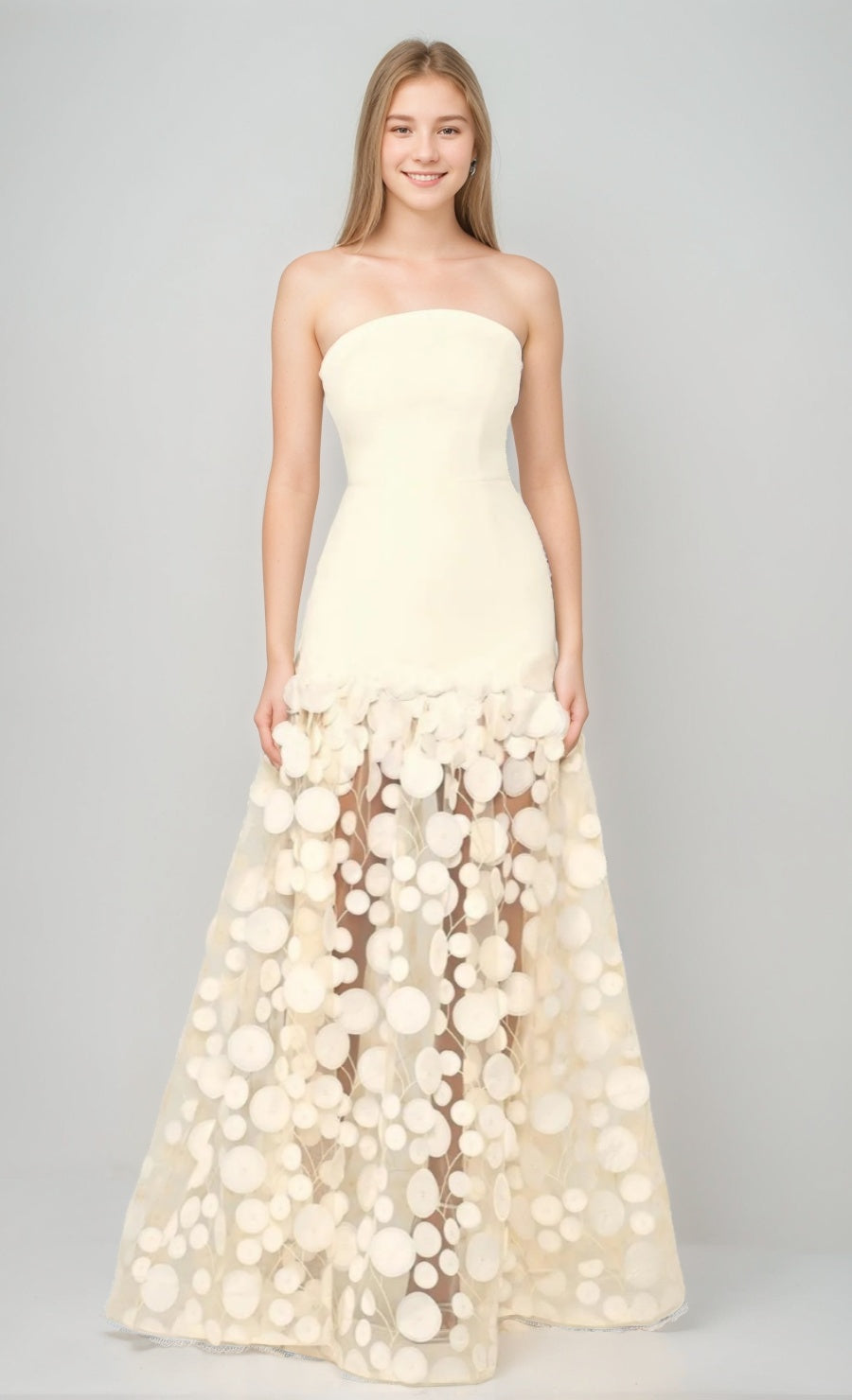 Strapless Sleeveless A-Line Princess Floor-Length Evening Dresses Featuring Appliques