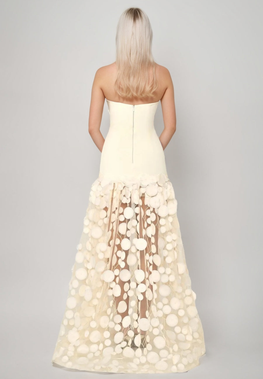 Strapless Sleeveless A-Line Princess Floor-Length Evening Dresses Featuring Appliques