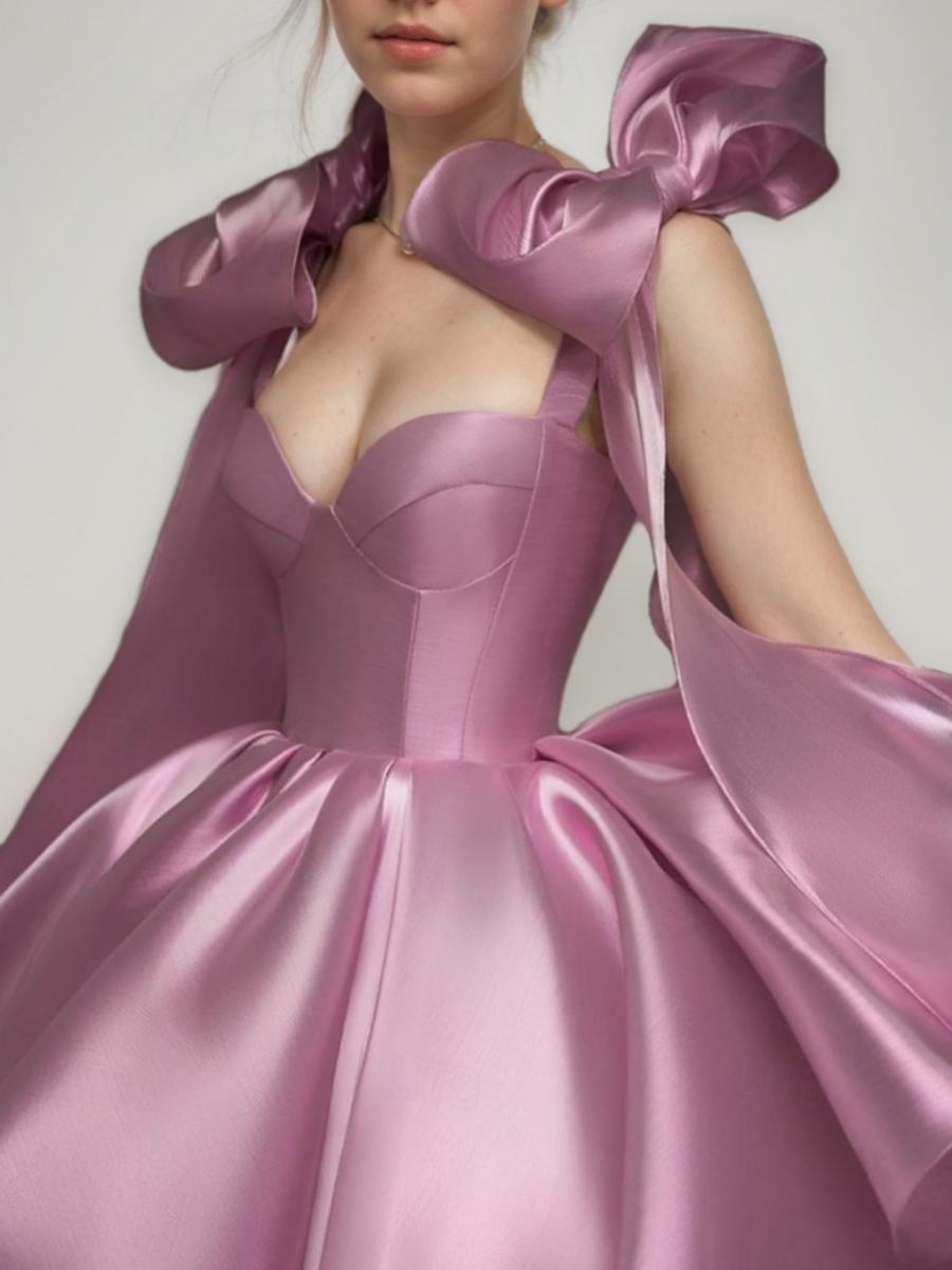 Sweetheart Sleeveless A-Line/Princess Mini/Short Evening Dresses Featuring Bows Pleats & Lace-Up