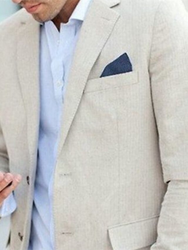 Single-Breasted Two-Button Blazer Jacket With A Tailored Fit For Men