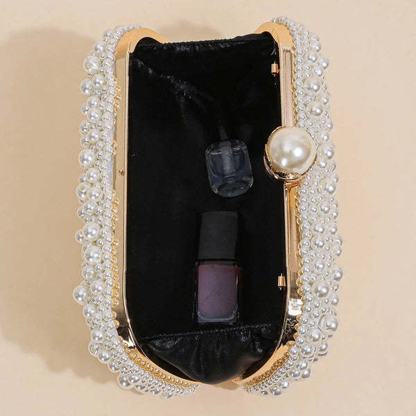 Elegant and Refined Pearl Clutch Bags