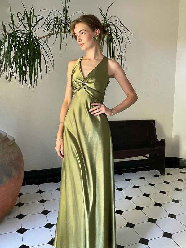 Green Chic Sheath Halter Neck Long Prom Party Dress with Backless Bowknot