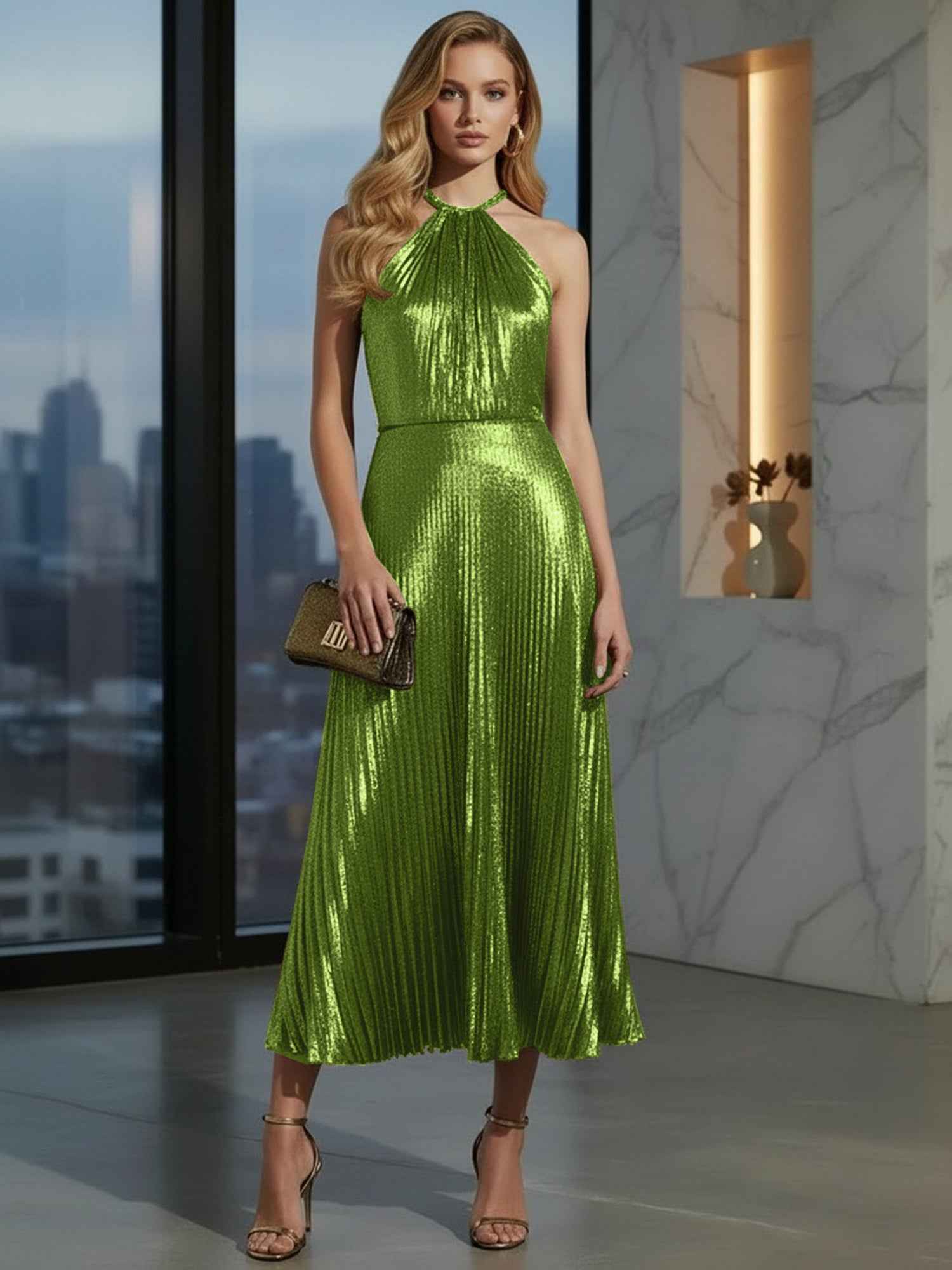 Luxurious Champagne-Gold Pleated Halter Midi Prom Dress