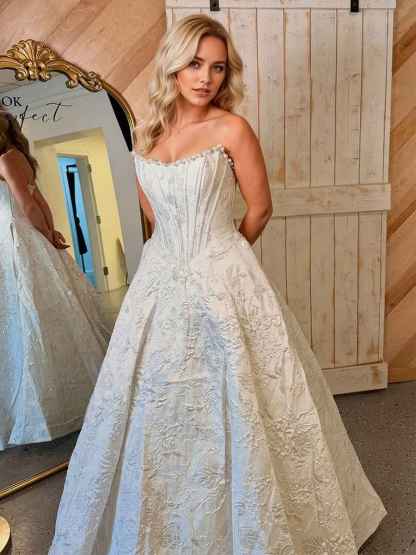 A Line Prom Dresses 3D Floral Strapless Evening Party Dresses with Bead