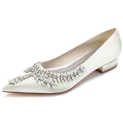 Bridal Shoes for Women in Silk Satin with Rhinestones and Low Closed Heel