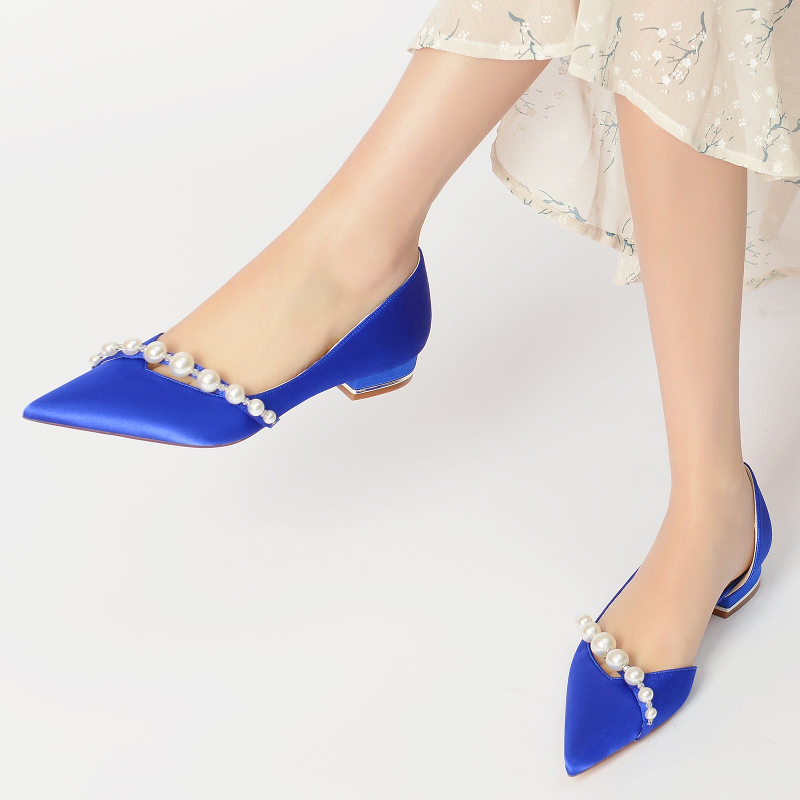 White Pearl Low-Heel Bridal Shoes for Women with Pointed Toe