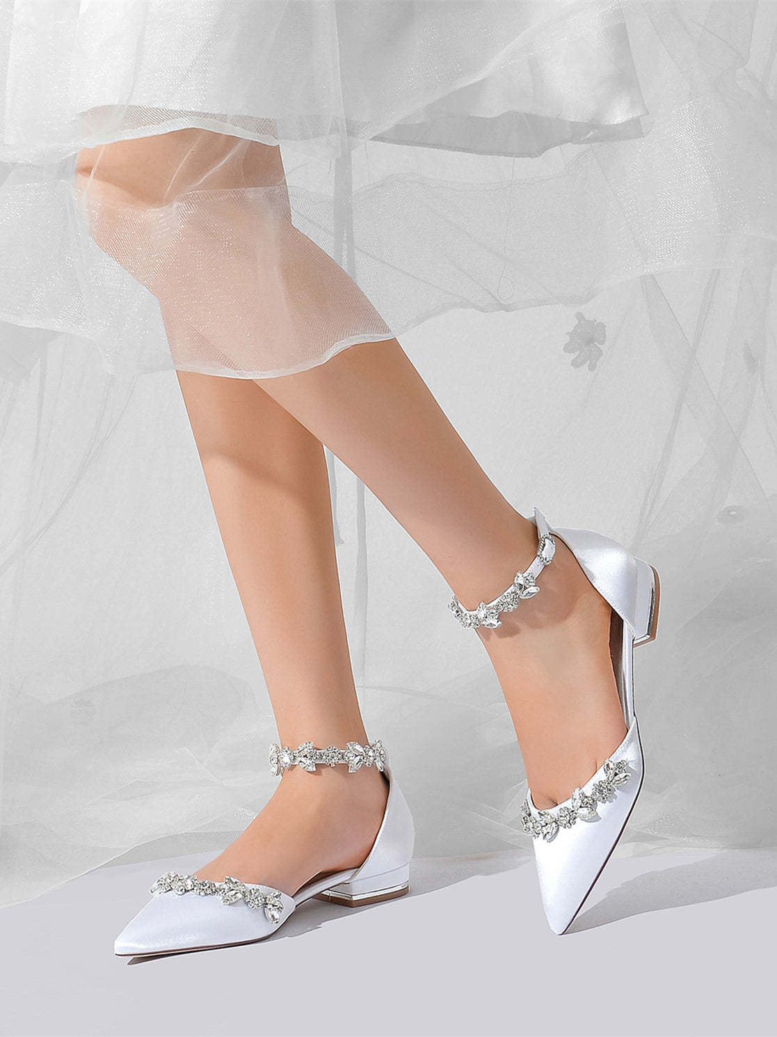 Bridesmaid Shoes for Women with Rhinestones Pointed Toe and Low Heel
