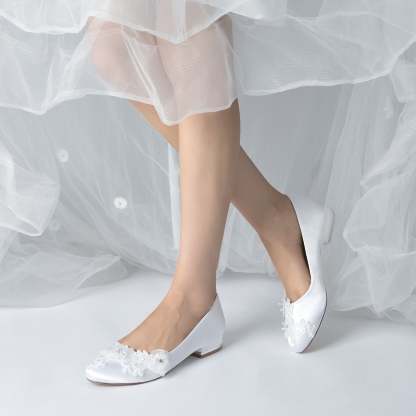 Bridal Shoes for Women with Applique Flower and Low Heel Closed Toe