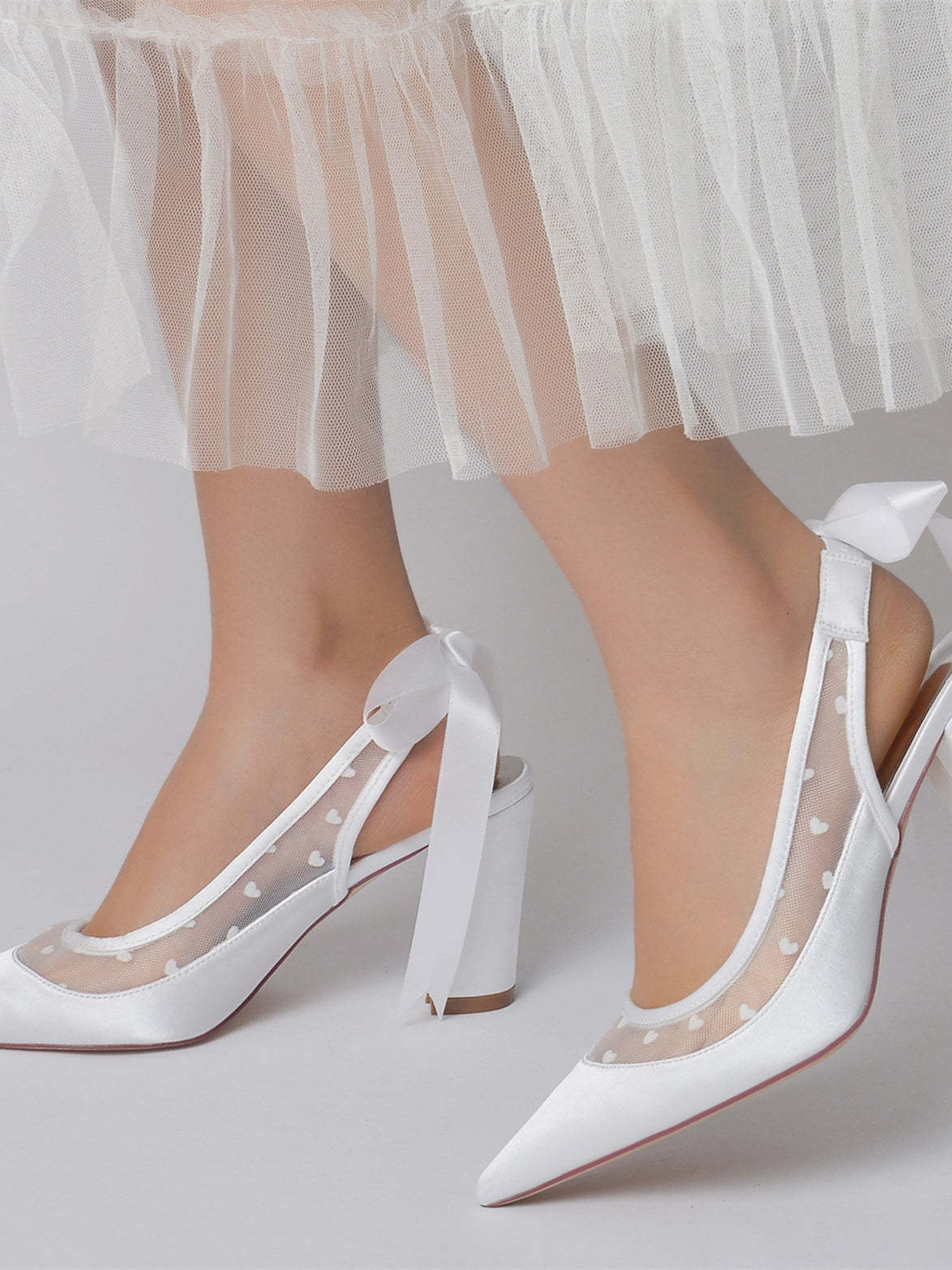 Bridesmaid Shoes for Women with Lace and Pointed Toe in High Heel