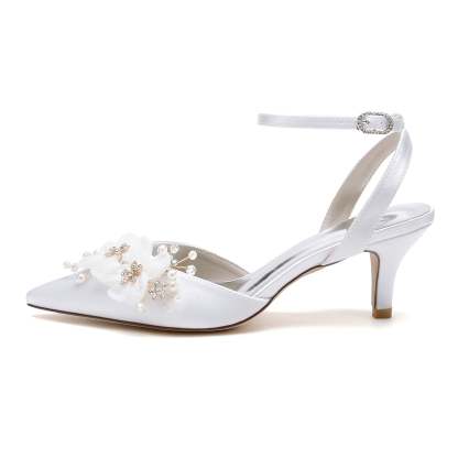 Bridal Shoes for Women with Lace and Pointed Toe in Mid Heel