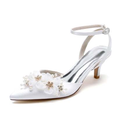 Bridal Shoes for Women with Lace and Pointed Toe in Mid Heel