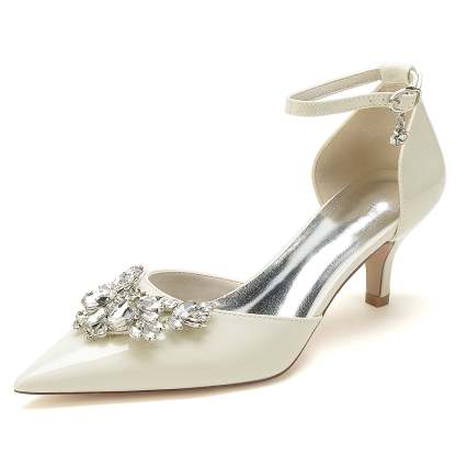 Bridal Shoes for Women with Crystal Buckle and Pointed Toe in Patent Leather