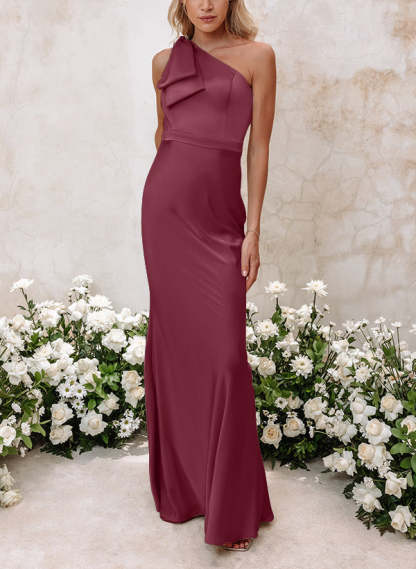 One-Shoulder Floor-Length Sheath Bridesmaid Gown