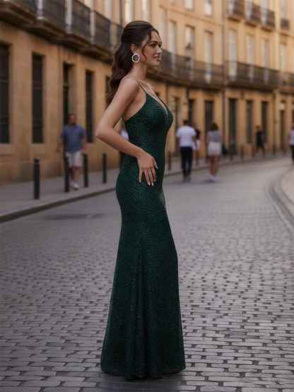 Sheath/Column V Neck Sequined Long Prom Dress with Beading