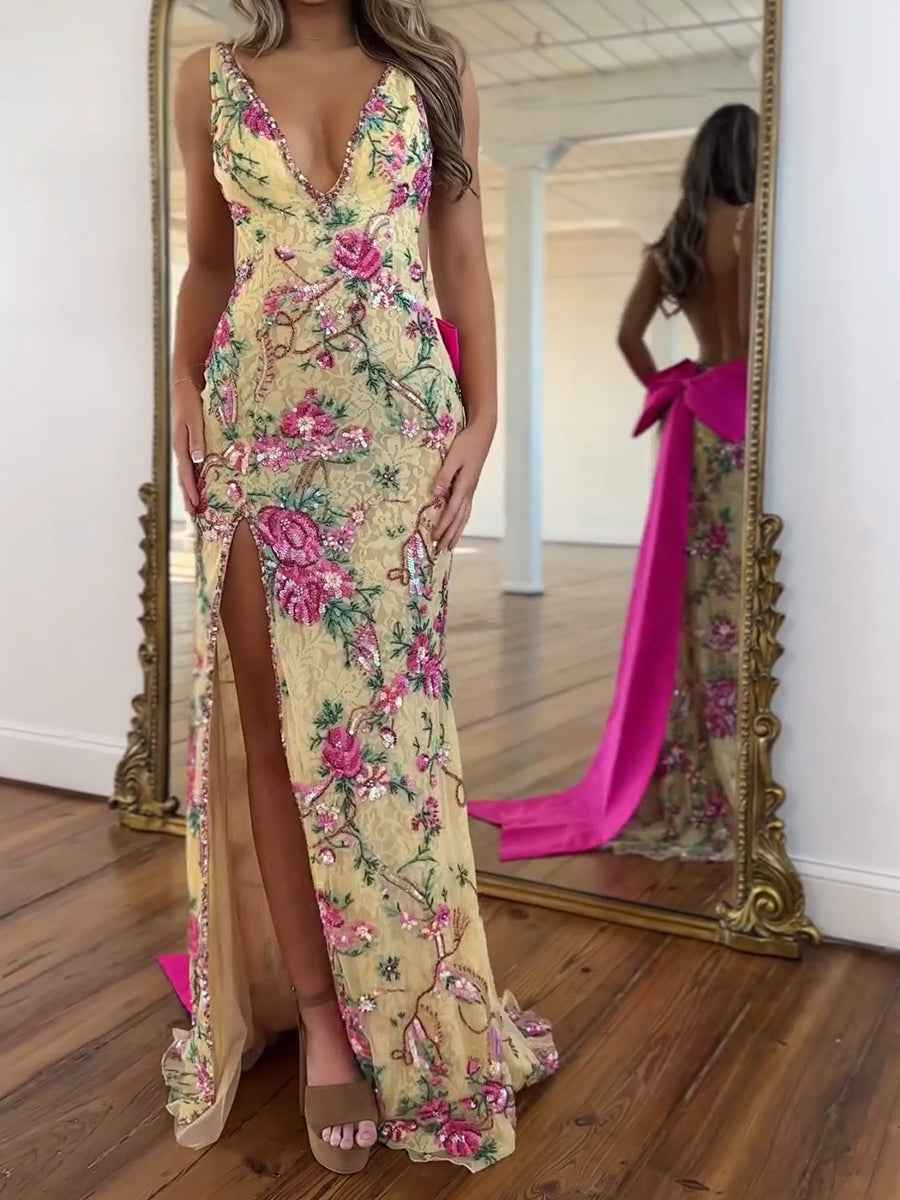 White Floral Embroidered Deep V-Neck Prom Dress with Oversized Bow Train