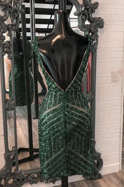 Sparkly Fuchsia Sequins V-Neck Tight Homecoming Dress-BMbridal.UK