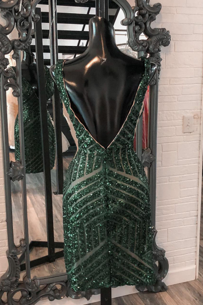 White Sequins V-Neck Tight Homecoming Dress