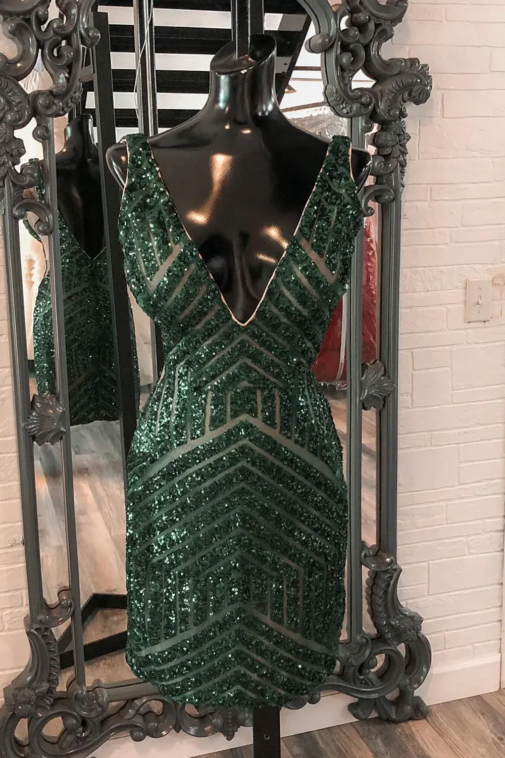 Sparkly Fuchsia Sequins V-Neck Tight Homecoming Dress-BMbridal.UK