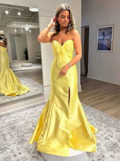 Yellow Mermaid Stapless Sweetheart Long Prom Dress with Slit