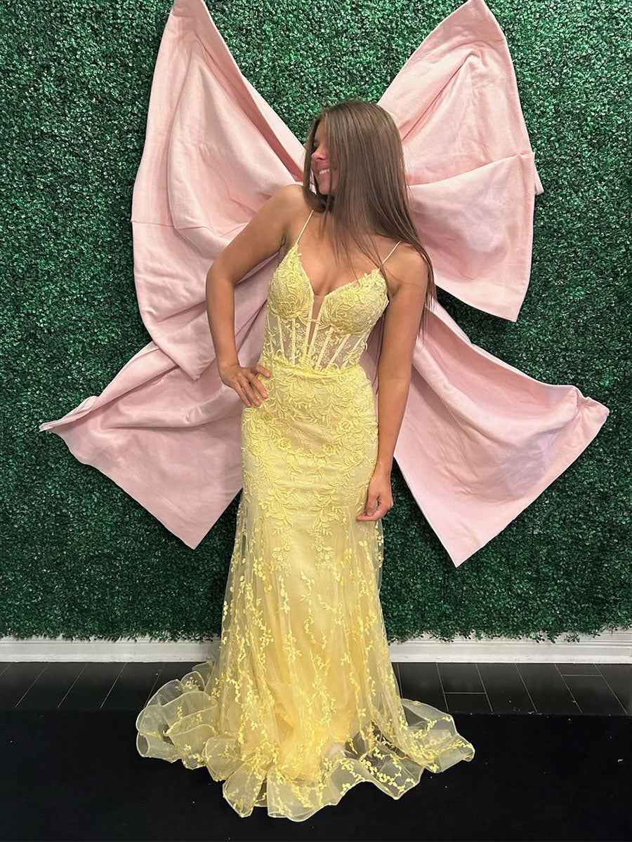 Yellow Plunging V-Neck Sheer Corset Prom Dress with Floral Lace Applique|s