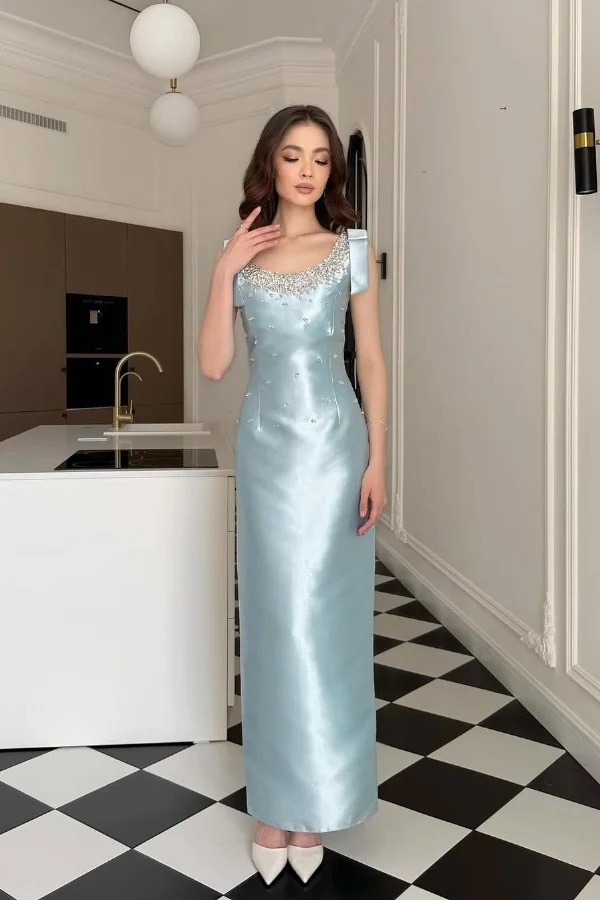 Glamorous Straps Sleeveless Long Prom Dress With Appliques Beading