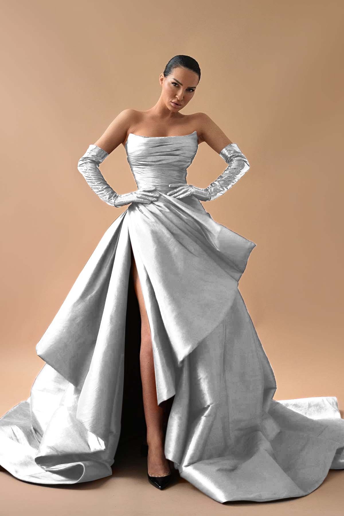 Strapless Sleeveless Long Split Prom Dress With Gloves Pleated