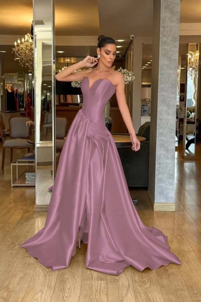 Stunning Strapless Sleeveless Long Split Prom Dress With Pleated