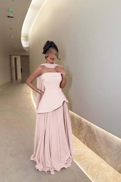 Chic Strapless Sleeveless Long Prom Dress With Ruffles Pleated