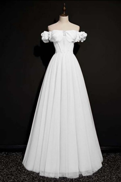 Off the Shoulder Strapless Sleeveless Long Prom Dress With Tulle