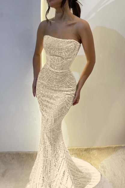 Chic Strapless Sleeveless Long Mermaid Prom Dress With Sequins