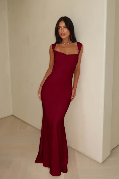 Stunning Straps Sleeveless Long Mermaid Prom Dress With Pleated