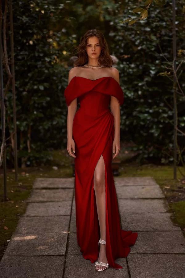 Off the Shoulder Sleeveless Long Mermaid Prom Dress With Split Pleated