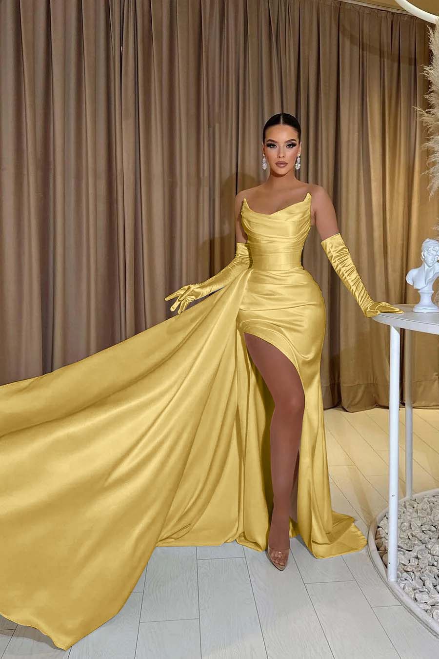 White Chiffon Strapless Sleeveless Split Mermaid Long Prom Dress With Gloves