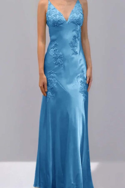 Spaghetti Strap V Neck Sleeveless Long Prom Dress With Appliques