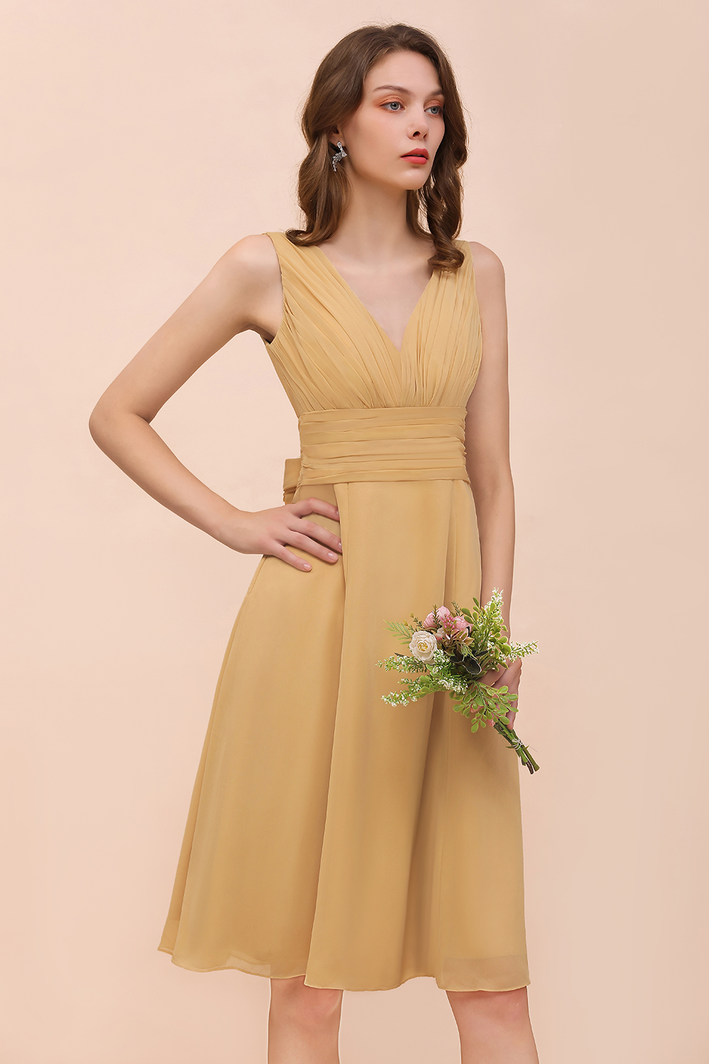 BMbridal Affordable V-Neck Ruffle Gold Short Bridesmaid Dresses with Bow-BMbridal