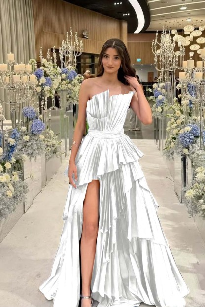 Charming Strapless Sleeveless Long Split Prom Dress With Pleated