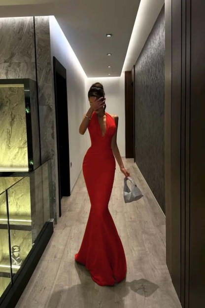 Halter V Neck Sleeveless Long Mermaid Prom Dress With Pleated